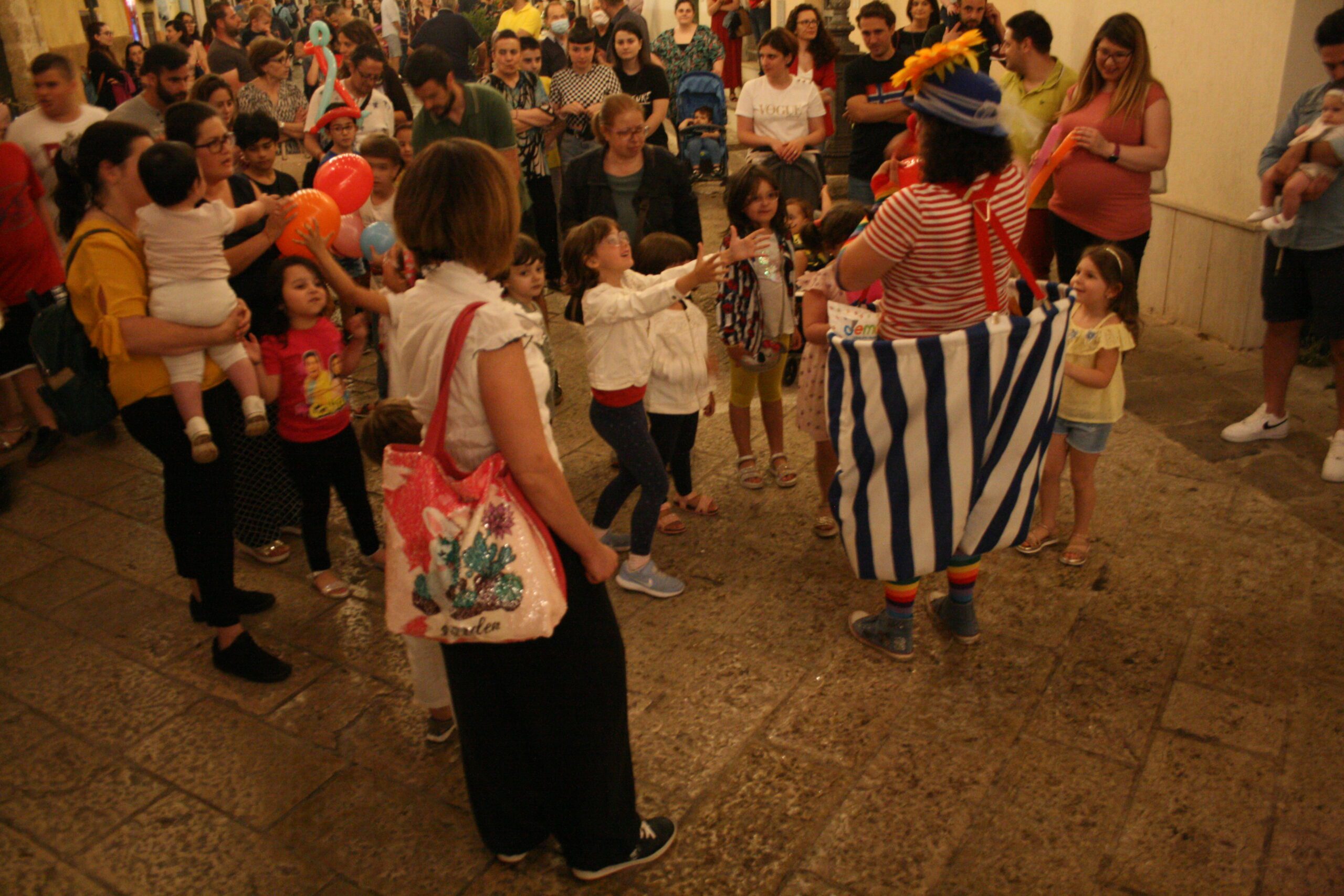 artisti di strada e street band per il natale leccese musica e festa nel weekend artisti di strada matrimonio puglia