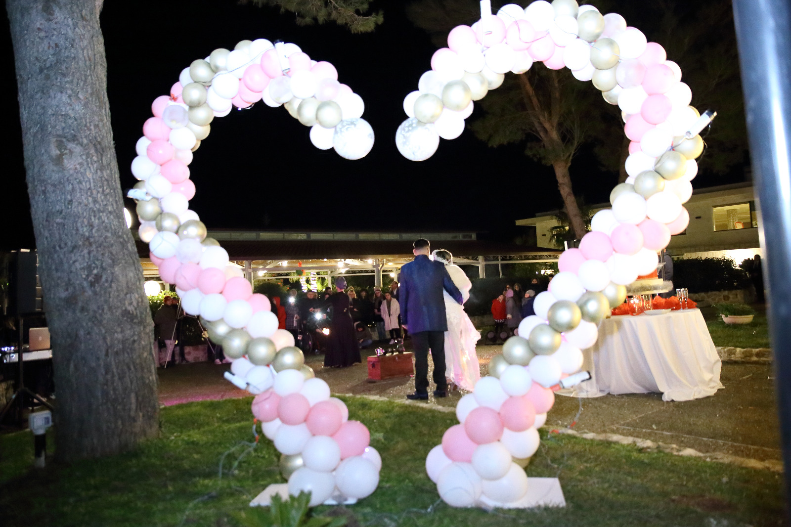 Palloncini con coriandoli colorati -Articoli speciali per il tuo party